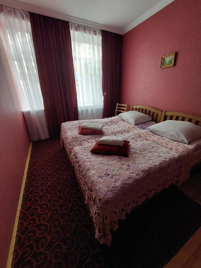 Lela Rezo Guesthouse Kazbegi Eksteriør billede