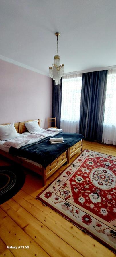 Lela Rezo Guesthouse Kazbegi Eksteriør billede