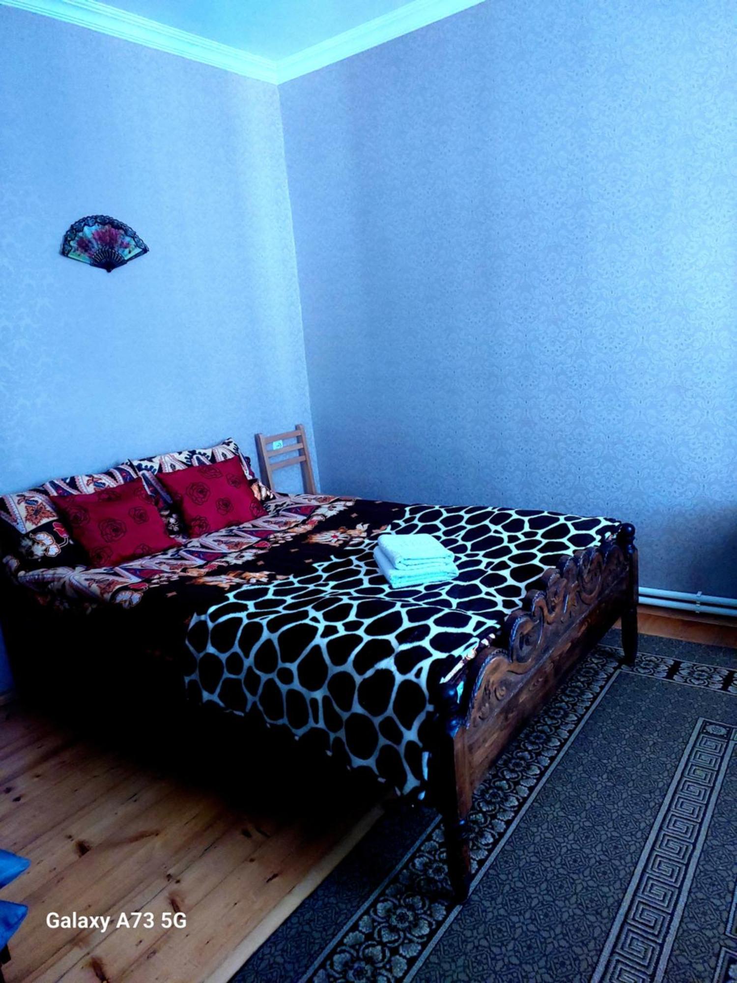 Lela Rezo Guesthouse Kazbegi Eksteriør billede